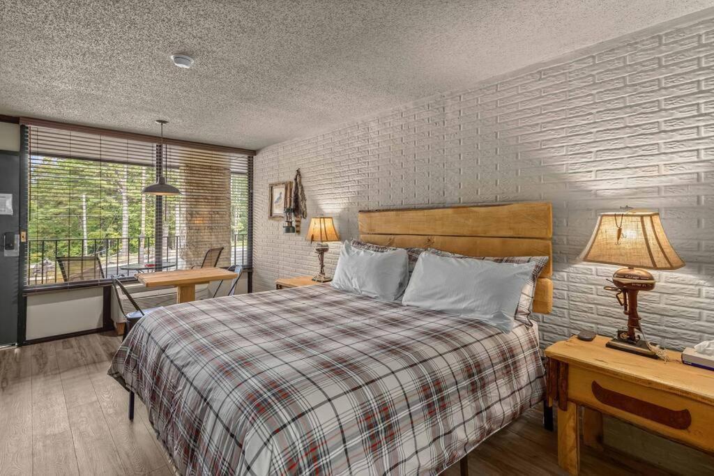 Stonegate Lodge King Bed, Wifi, 50In Tv, Fire Pit, Salt Water Pool Room # 310 Юрека Спрингс Екстериор снимка